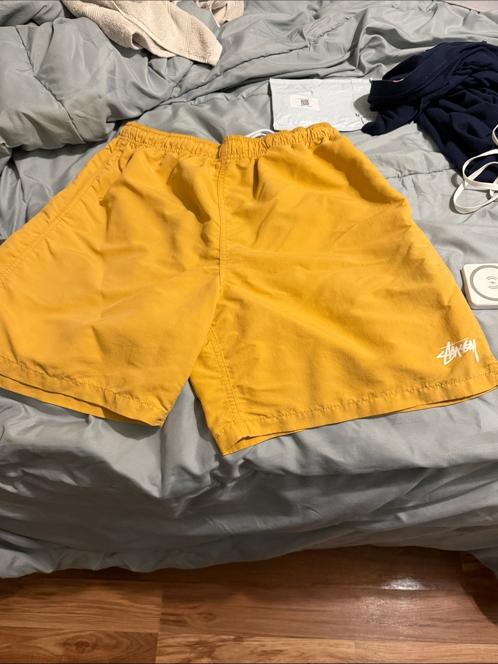 STUSSY Men's Yellow Athletic Shorts with Elastic Waist CASUAL SHORTS OR SWIM